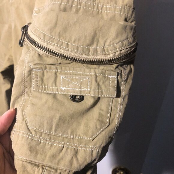 Kuhl men green cargo shorts, two leg pockets, 40 - Picture 12 of 12